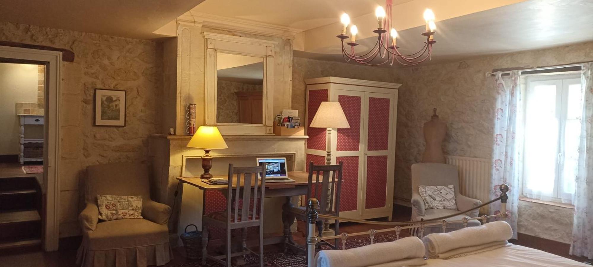 Chambre D'Hotes Spacieuse, Salle De Bain Privative Saint-Michel-de-Fronsac Luaran gambar
